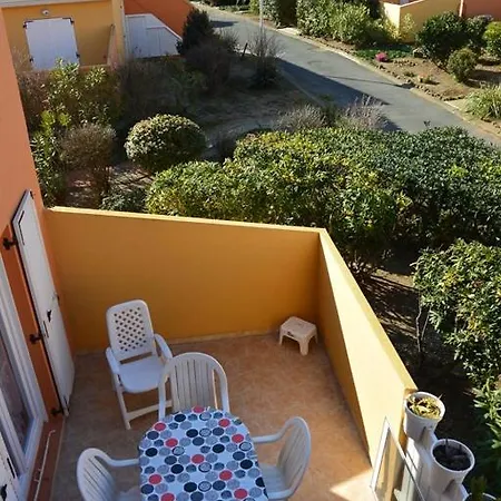 4 Pers En Rdj, 1 Chambre, Terrasse + Parking, Proche Plage - Ref Qso172 * Agde