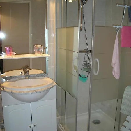 4 Pers En Rdj, 1 Chambre, Terrasse + Parking, Proche Plage - Ref Qso172 Agde